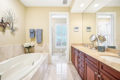 Condo in Celebration, Florida, 3 bedrooms  № 1361062 - photo 22