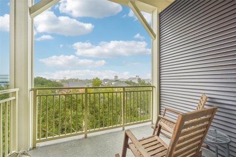 Condo in Celebration, Florida, 3 bedrooms  № 1361062 - photo 24