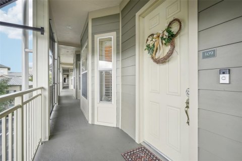 Condo in Celebration, Florida, 3 bedrooms  № 1361062 - photo 2