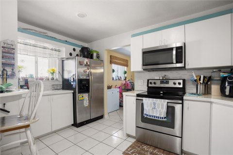 Casa en venta en Key Largo, Florida, 4 dormitorios, 180.69 m2 № 1000285 - foto 6