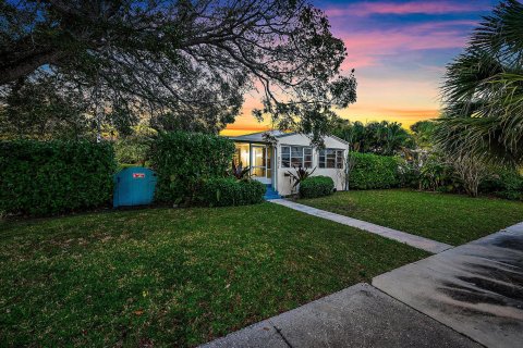 Villa ou maison à vendre à West Palm Beach, Floride: 2 chambres, 122.26 m2 № 1221685 - photo 29