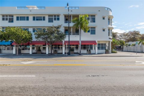 Bureau à louer à Miami, Floride № 1221687 - photo 12