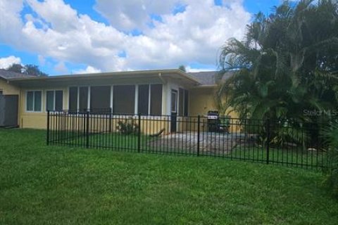 Casa en venta en Palm Harbor, Florida, 2 dormitorios, 135.92 m2 № 1344349 - foto 28