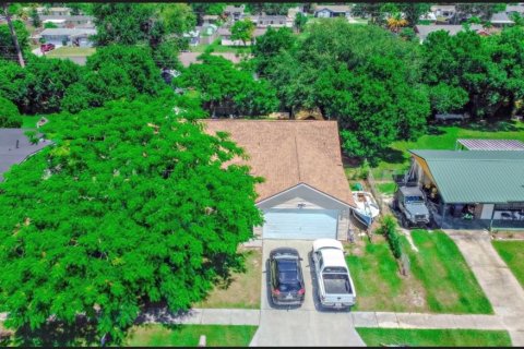 Villa ou maison à vendre à Titusville, Floride: 3 chambres, 122.35 m2 № 1344347 - photo 12