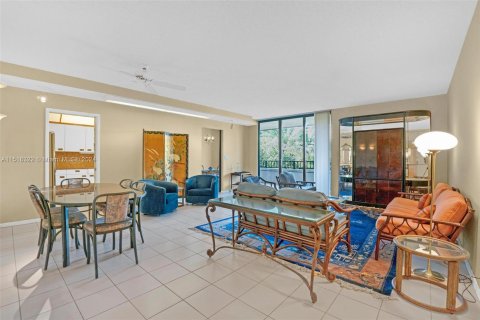 Condominio en venta en Key Biscayne, Florida, 2 dormitorios, 148.64 m2 № 967320 - foto 18