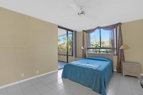 Condominio en venta en Key Biscayne, Florida, 2 dormitorios, 148.64 m2 № 967320 - foto 10