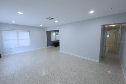 Casa en alquiler en Clearwater, Florida, 3 dormitorios, 143.53 m2 № 1344916 - foto 18