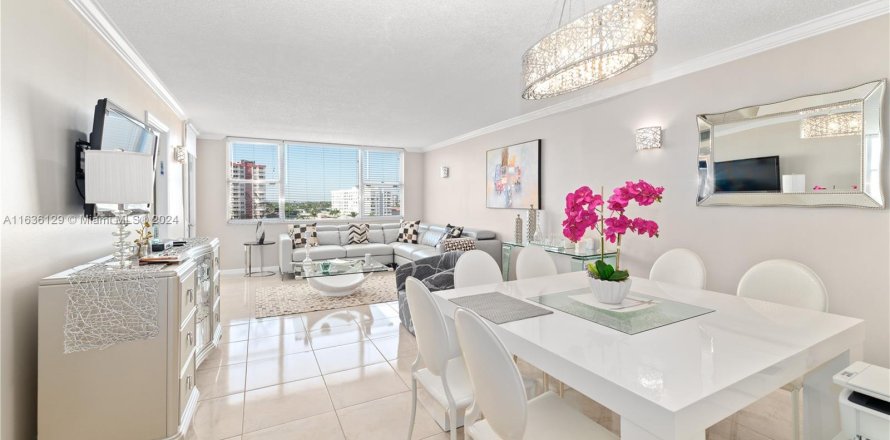 Condominio en Hallandale Beach, Florida, 1 dormitorio  № 1306047