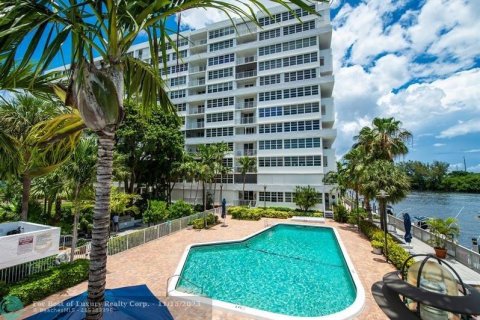 Copropriété à vendre à Fort Lauderdale, Floride: 2 chambres, 124.86 m2 № 1097503 - photo 23