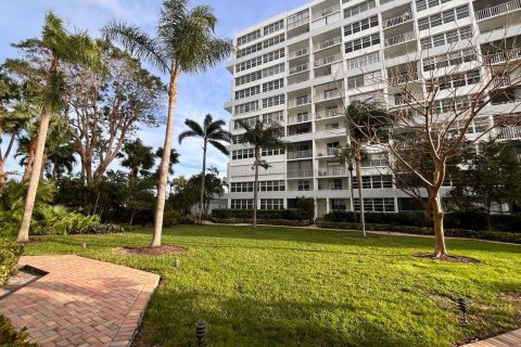 Condo in Fort Lauderdale, Florida, 2 bedrooms  № 1097503 - photo 9