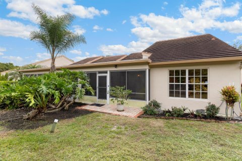House in Delray Beach, Florida 2 bedrooms, 140.84 sq.m. № 878792 - photo 10