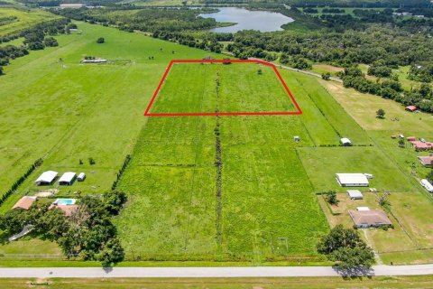 Terreno en venta en Fish Hawk, Florida № 1289419 - foto 6