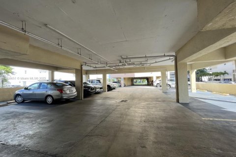 Condominio en venta en Miami Beach, Florida, 1 dormitorio, 68.75 m2 № 26009 - foto 16