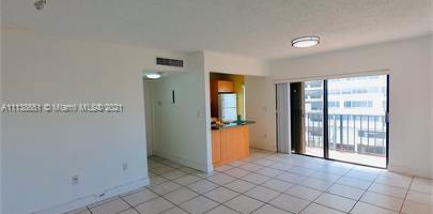 Condominio en Miami Beach, Florida, 1 dormitorio  № 26009