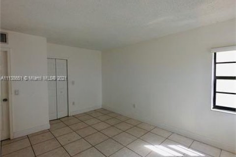 Copropriété à vendre à Miami Beach, Floride: 1 chambre, 68.75 m2 № 26009 - photo 6