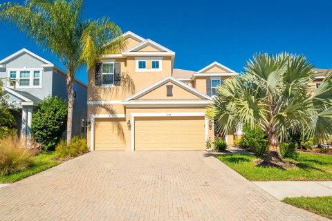 House in Sarasota, Florida 5 bedrooms, 301.65 sq.m. № 1385413 - photo 1