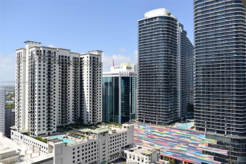 Condominio en venta en Miami, Florida, 1 dormitorio, 84.17 m2 № 1431219 - foto 10