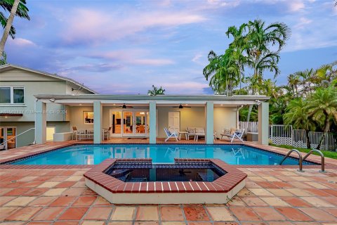 Casa en venta en Pinecrest, Florida, 4 dormitorios, 173.73 m2 № 1096171 - foto 6
