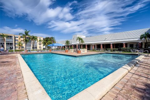 Condominio en venta en Dania Beach, Florida, 1 dormitorio, 78.97 m2 № 1186385 - foto 7