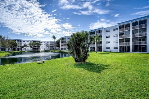 Condominio en venta en Dania Beach, Florida, 1 dormitorio, 78.97 m2 № 1186385 - foto 15