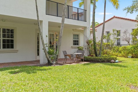 House in Palm Beach Gardens, Florida 4 bedrooms, 306.95 sq.m. № 1002554 - photo 12