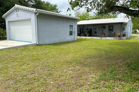 Casa en venta en Dania Beach, Florida, 2 dormitorios, 99.59 m2 № 1081071 - foto 3