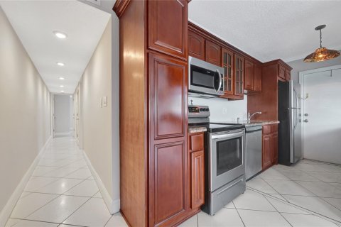 Condominio en venta en Fort Lauderdale, Florida, 2 dormitorios, 92.9 m2 № 1117940 - foto 19