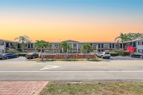 Condominio en venta en Fort Lauderdale, Florida, 2 dormitorios, 92.9 m2 № 1117940 - foto 3