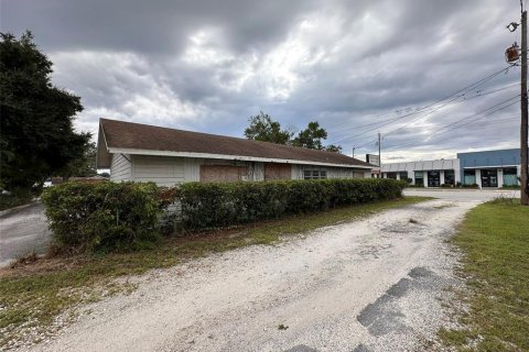 Commercial property in Winter Haven, Florida 9 bedrooms, 320.14 sq.m. № 1382348 - photo 7