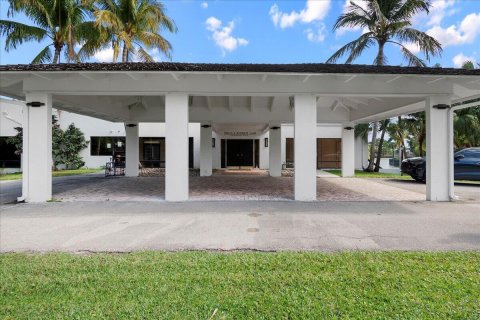 Copropriété à vendre à Wellington, Floride: 2 chambres, 130.06 m2 № 1186291 - photo 9