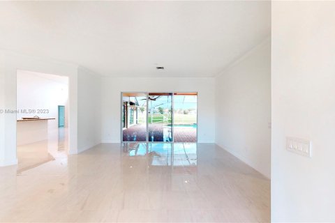 Casa en venta en Wellington, Florida, 6 dormitorios, 290.41 m2 № 809968 - foto 10