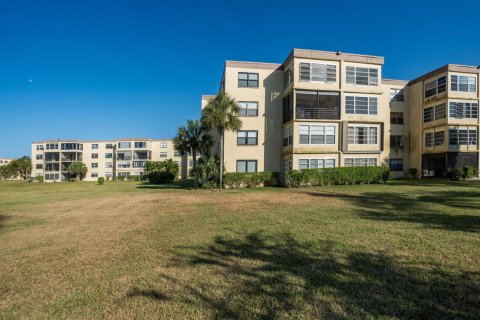 Copropriété à vendre à Boca Raton, Floride: 1 chambre, 63.92 m2 № 1135457 - photo 5