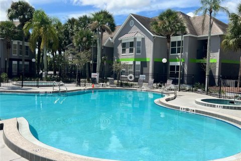 Condo in Kissimmee, Florida, 1 bedroom  № 1342466 - photo 12