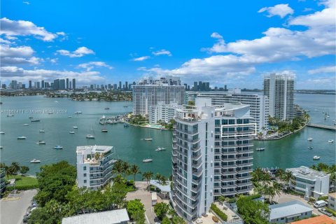 Condominio en venta en Miami Beach, Florida, 2 dormitorios, 129.69 m2 № 1387841 - foto 10