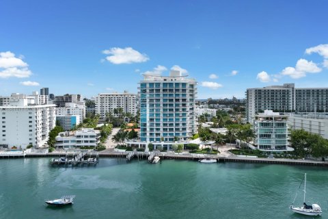 Condominio en venta en Miami Beach, Florida, 2 dormitorios, 129.69 m2 № 1387841 - foto 9