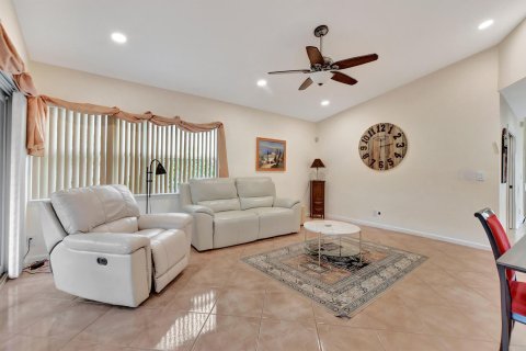 House in Boca Raton, Florida 3 bedrooms, 161.46 sq.m. № 887956 - photo 25