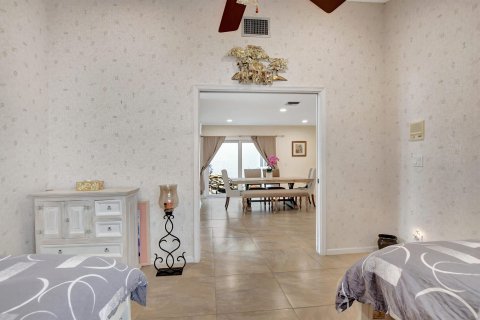 Villa ou maison à louer à Boca Raton, Floride: 3 chambres, 161.46 m2 № 887956 - photo 14