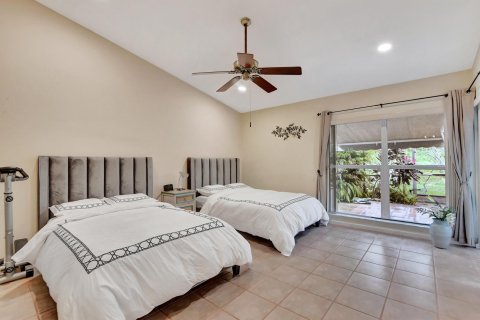 Villa ou maison à louer à Boca Raton, Floride: 3 chambres, 161.46 m2 № 887956 - photo 21