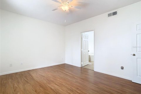 Condo in Orlando, Florida, 2 bedrooms  № 1429432 - photo 15