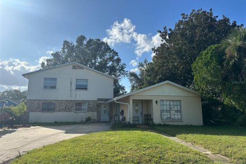 Villa ou maison à vendre à Orlando, Floride: 5 chambres, 303.33 m2 № 1429381 - photo 1