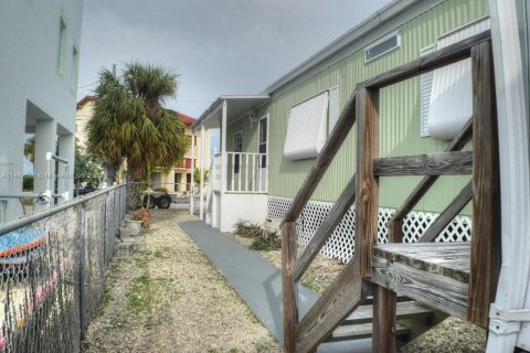 House in Key Largo, Florida 3 bedrooms, 115.94 sq.m. № 686302 - photo 18