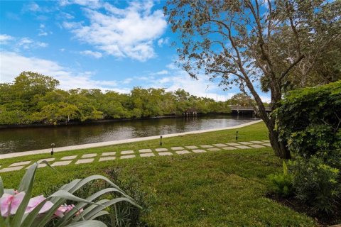 Townhouse in Fort Lauderdale, Florida 2 bedrooms, 98.48 sq.m. № 928086 - photo 21