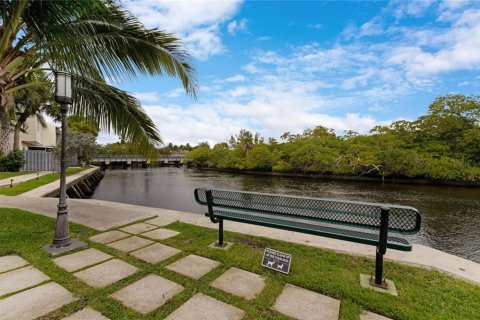 Townhouse in Fort Lauderdale, Florida 2 bedrooms, 98.48 sq.m. № 928086 - photo 23