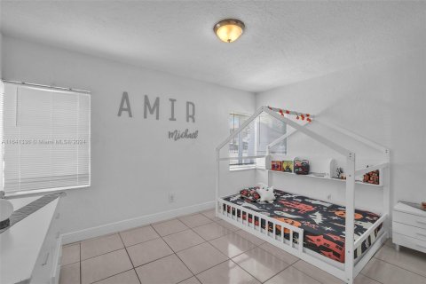 Casa en venta en Miami, Florida, 4 dormitorios, 178.93 m2 № 1319209 - foto 14