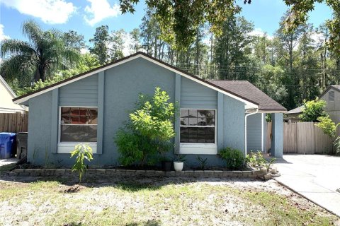 House in Tampa, Florida 3 bedrooms, 117.89 sq.m. № 1391242 - photo 4