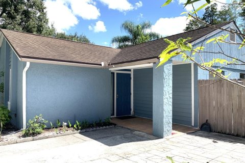 House in Tampa, Florida 3 bedrooms, 117.89 sq.m. № 1391242 - photo 9