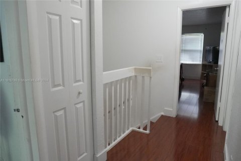 Townhouse in Sunrise, Florida 3 bedrooms, 144.56 sq.m. № 1238843 - photo 18