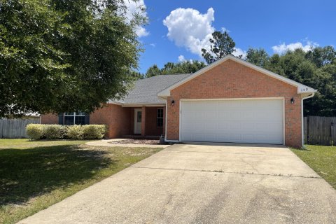 Villa ou maison à louer à Crestview, Floride: 4 chambres, 220.64 m2 № 562373 - photo 1