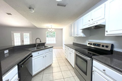 Villa ou maison à louer à Crestview, Floride: 4 chambres, 220.64 m2 № 562373 - photo 6