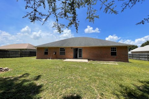 Villa ou maison à louer à Crestview, Floride: 4 chambres, 220.64 m2 № 562373 - photo 23